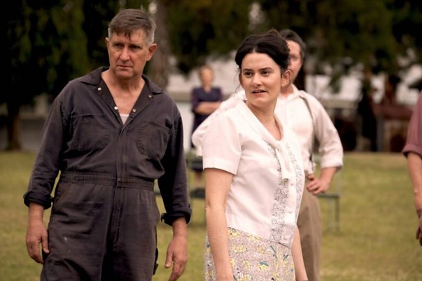 Sarah Furnari Talks About Her Role on Ten Pound Poms with Aussie Media